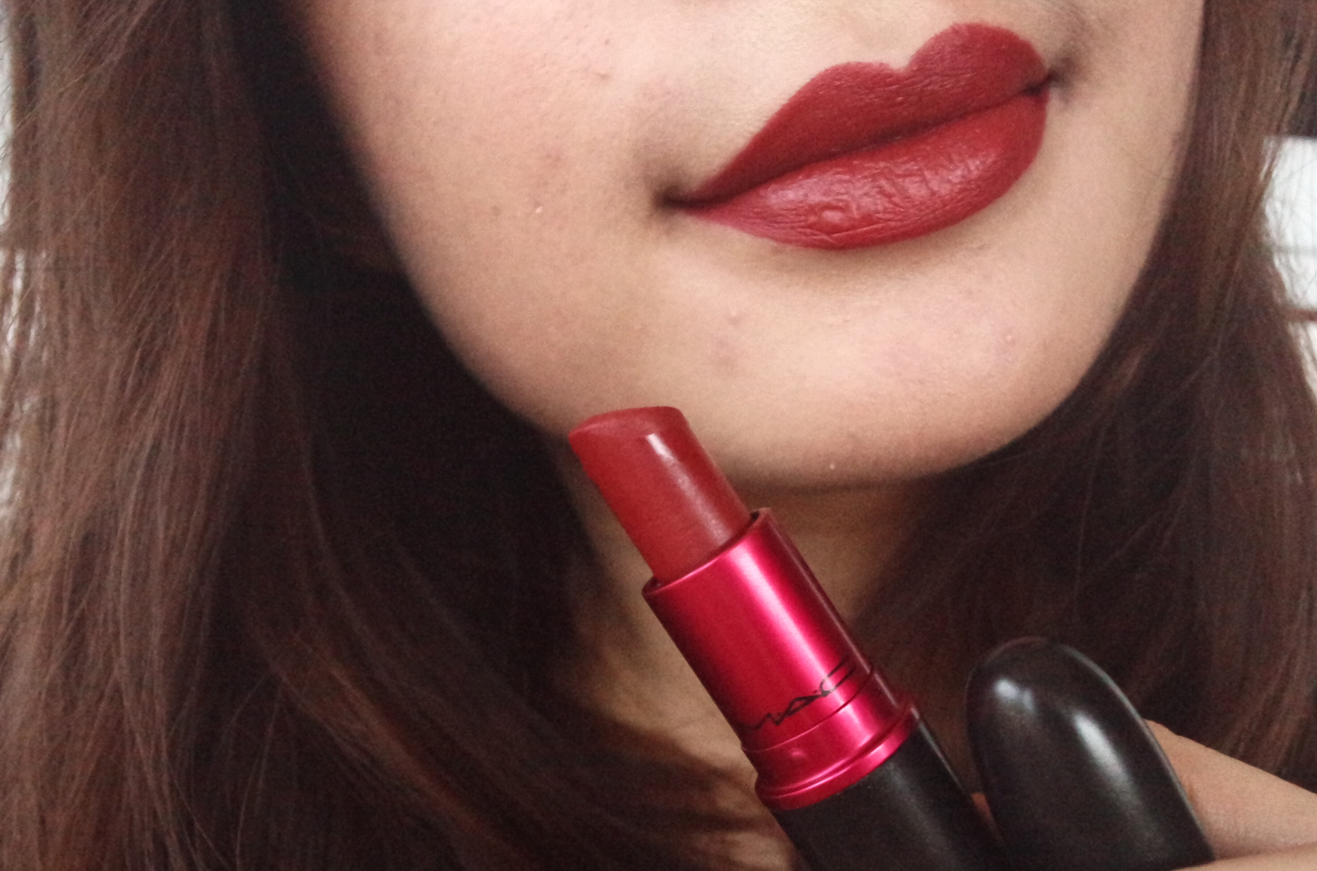 What I dont like about MAC Viva Glam 1 Lipstick :-
